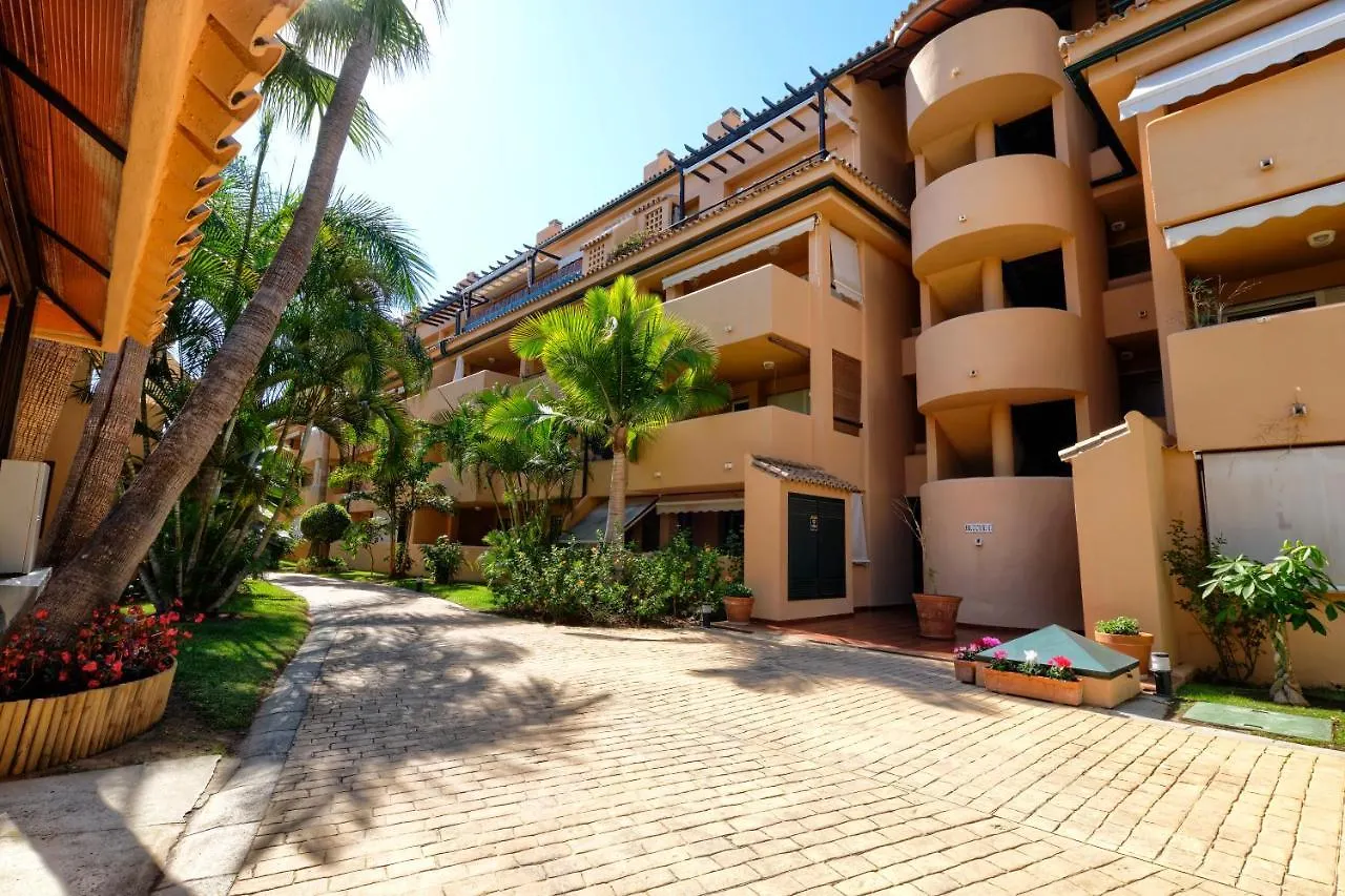 Playa Alicate, 2 Bedroom Beach Apartment Marbella 0*,  Spain