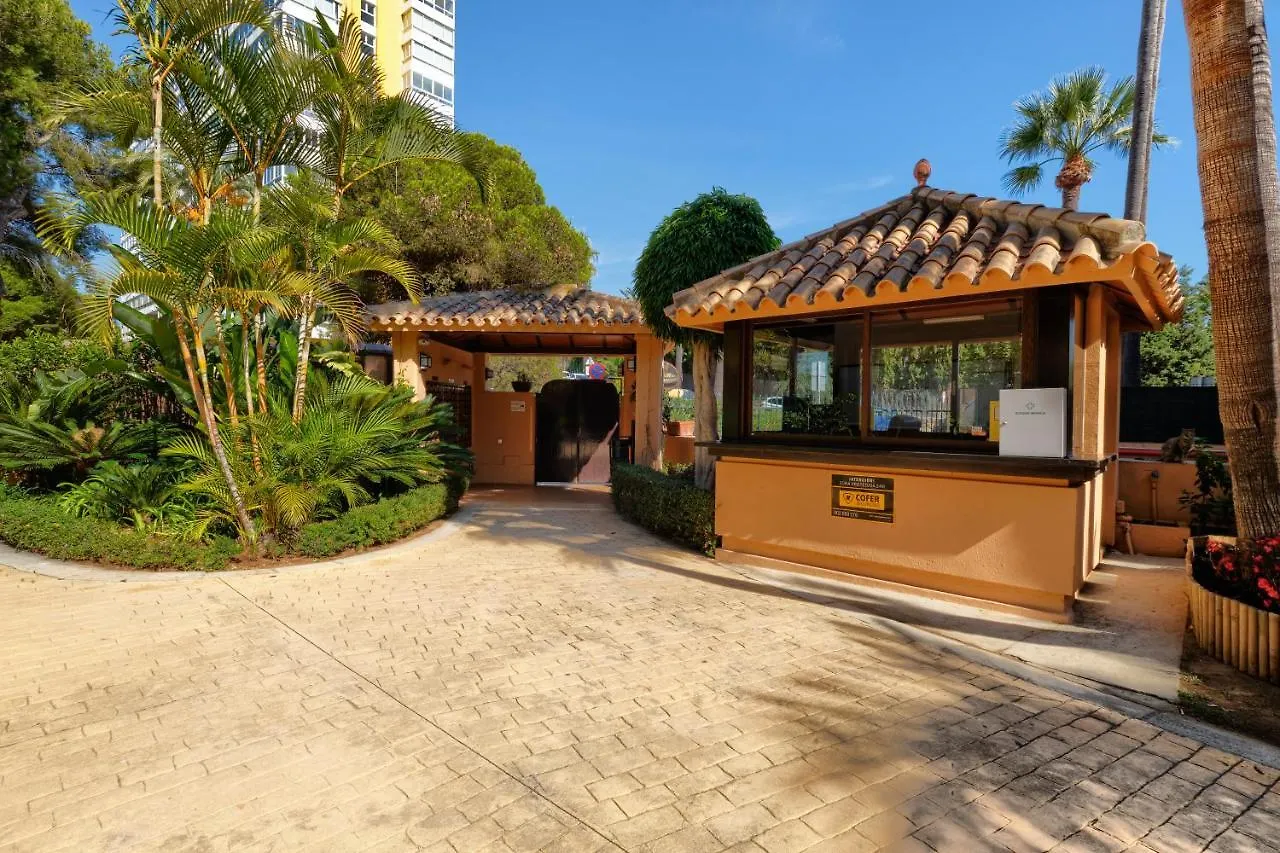 Playa Alicate, 2 Bedroom Beach Apartment Marbella