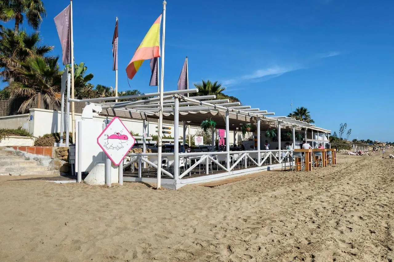 Playa Alicate, 2 Bedroom Beach Apartment Marbella