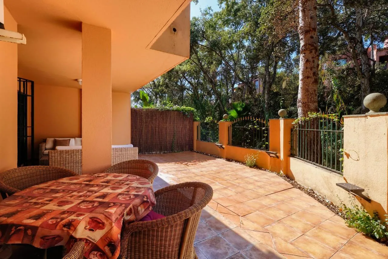 Playa Alicate, 2 Bedroom Beach Apartment Marbella